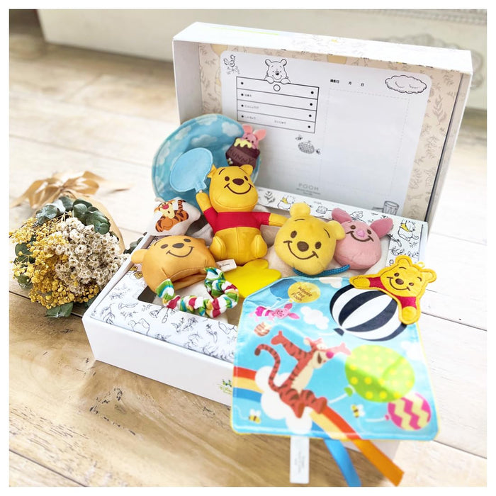 Takara Tomy Disney Happy Birthday Geschenkset mit Winnie The Pooh Figur