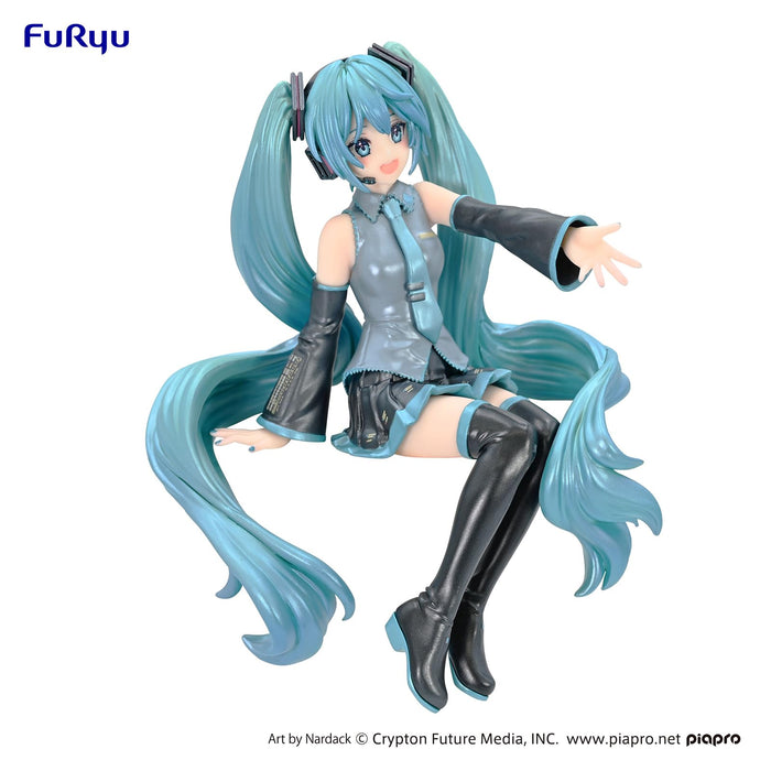 Furyu Lottery Hatsune Miku Noodle Stopper Figure Pearl Color Version