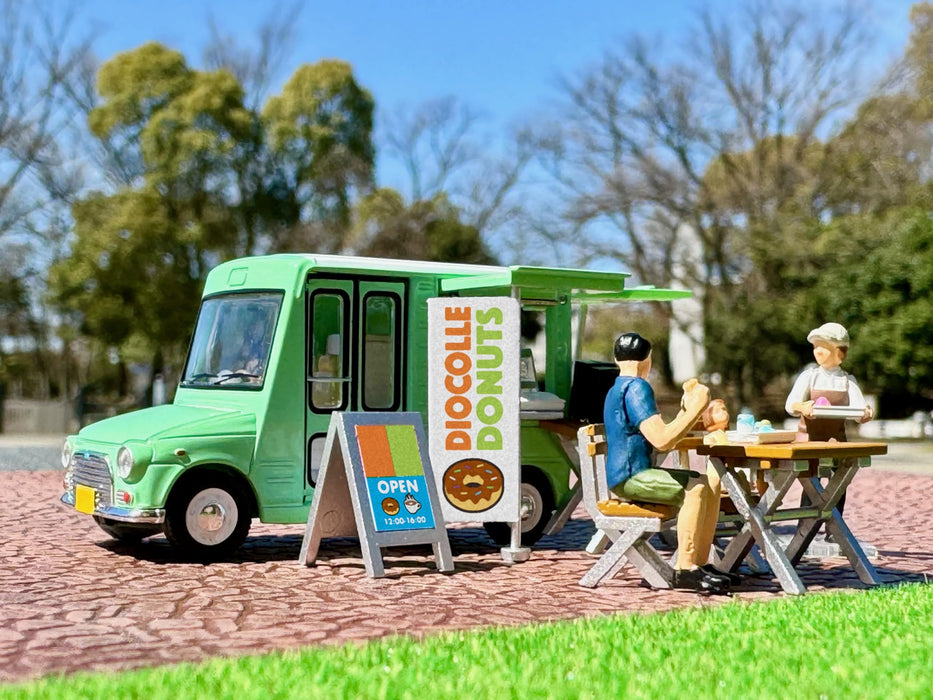 Tomytec Donut-Shop-Set im Maßstab 1/64 mit Druckgussauto und Figuren