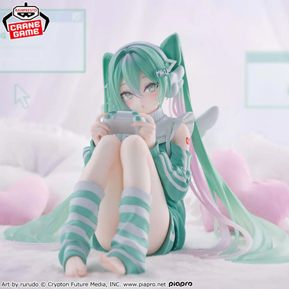 Banpresto Hatsune Miku Holiday Memories Game Prize Figure 13cm