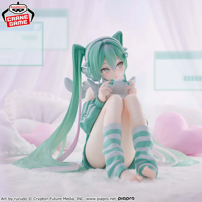 Banpresto Hatsune Miku Holiday Memories Game Prize Figure 13cm