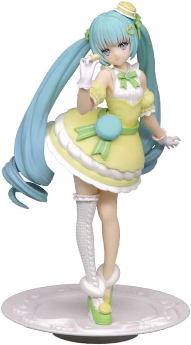 Furyu Piapro Hatsune Miku Sweet Sweets Citron Macaron Ver. Figurine