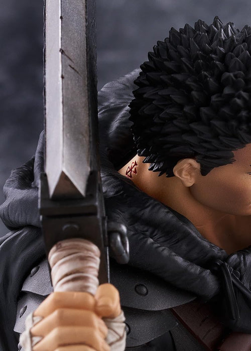 Figurine Pop Up Parade Berserk Guts Black Swordsman taille L de Max Factory