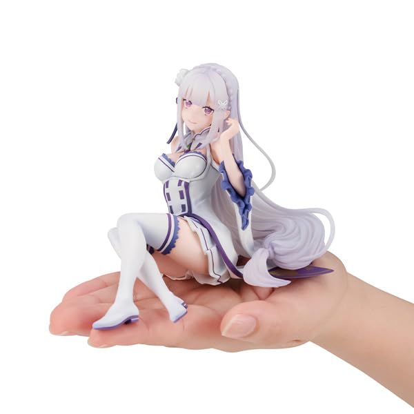 Megahouse Re:Zero Emilia Figure - Melty Princess Tenohira Edition