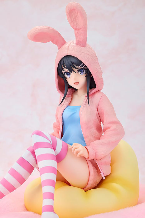 Kadokawa Seishun Buta Yarou Sakurajima Mai 1/7 Hoodie Look Rabbit Ears Ver. Figure