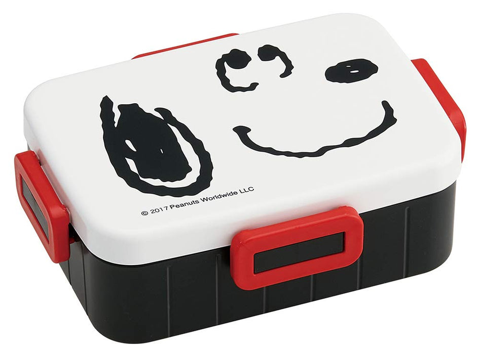 Skater Lunchbox mit antibakterieller Silberionen-Behandlung, 650 ml, mit 4-Punkt-Verschluss, Snoopy-Gesichtsdesign, hergestellt in Japan