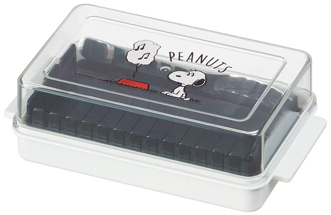 Skater Snoopy BTG1-A Compact Butter Container with Cutting Guide