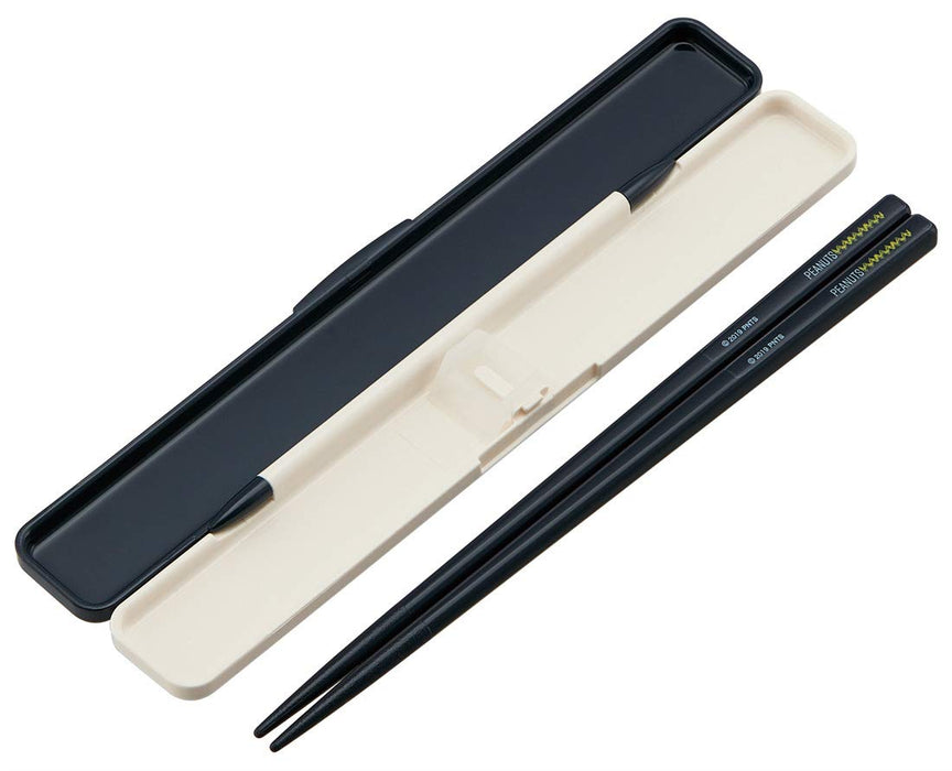 Skater 18cm Snoopy Lifestyle Peanuts Chopsticks and Case Set - Made in Japan