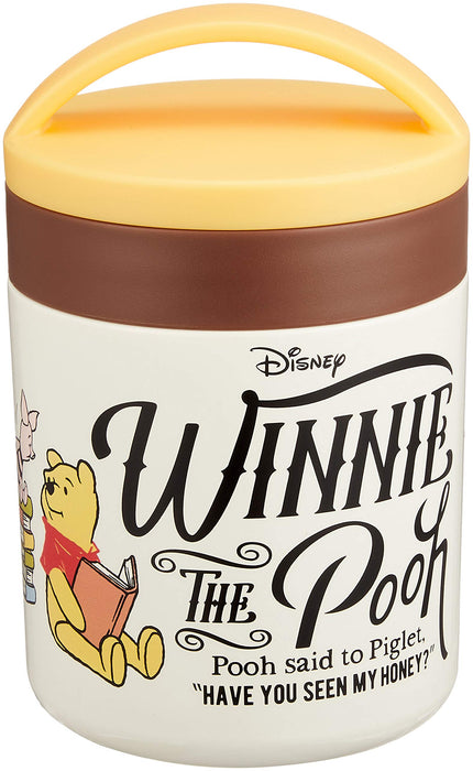 Skater Disney Winnie l'ourson lisant un pot à soupe isolé Ljfc3