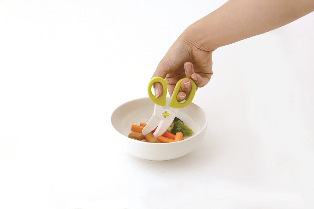 Skater Moomin Star BFC1-A Baby Food Cutter Kitchen Scissors