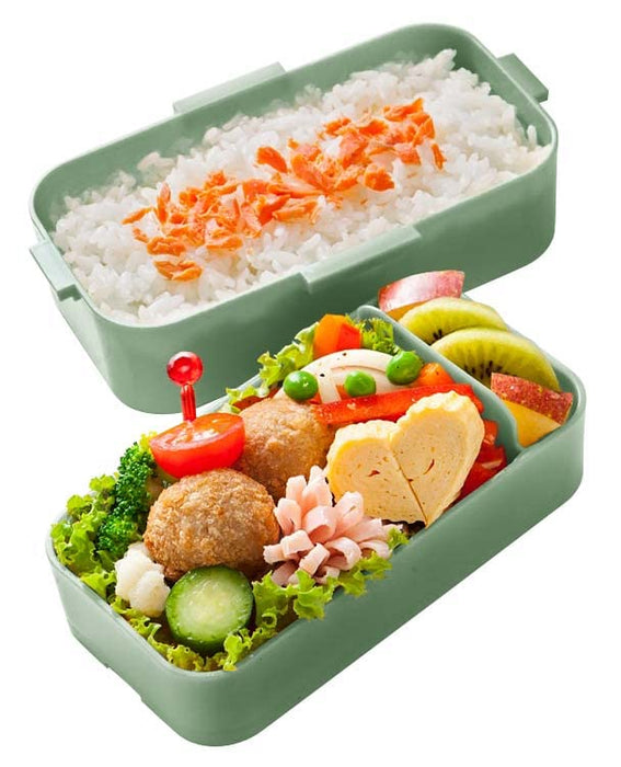 Boîte à déjeuner antibactérienne à 2 niveaux Skater 600 ml avec couvercle bombé souple vert sauge pour femme fabriquée au Japon