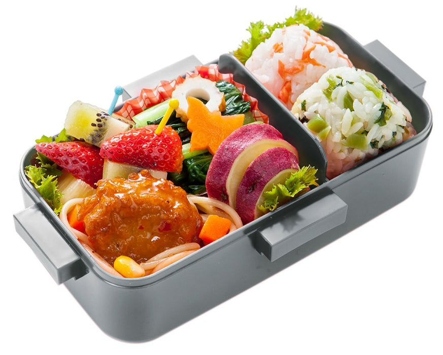 Skater Snoopy Monochrome Lunchbox 530 ml mit Kuppeldeckel - Hergestellt in Japan