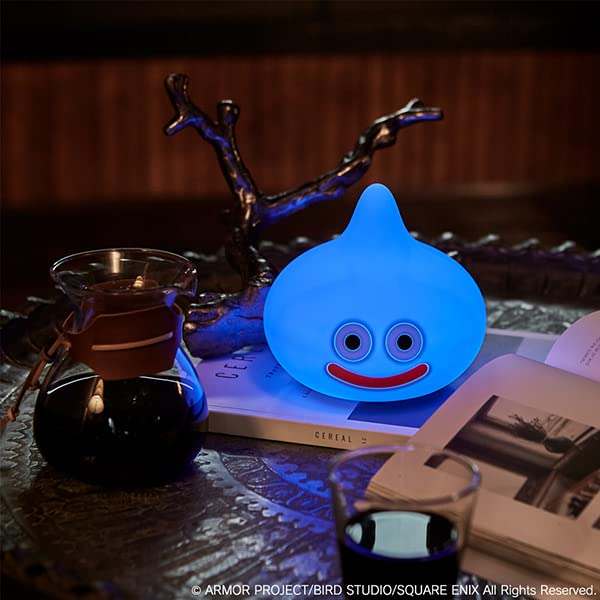Concours pour gagner une lampe en slime à lumière douce et changeante de couleur de Square Enix Smile