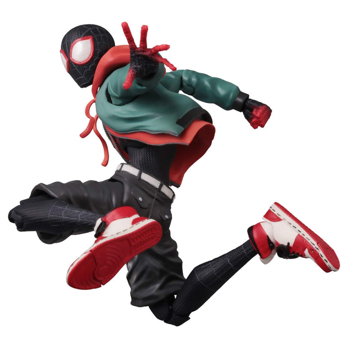 Réédition de la figurine Sentinel Spider-Man Miles Morales en décembre 2023