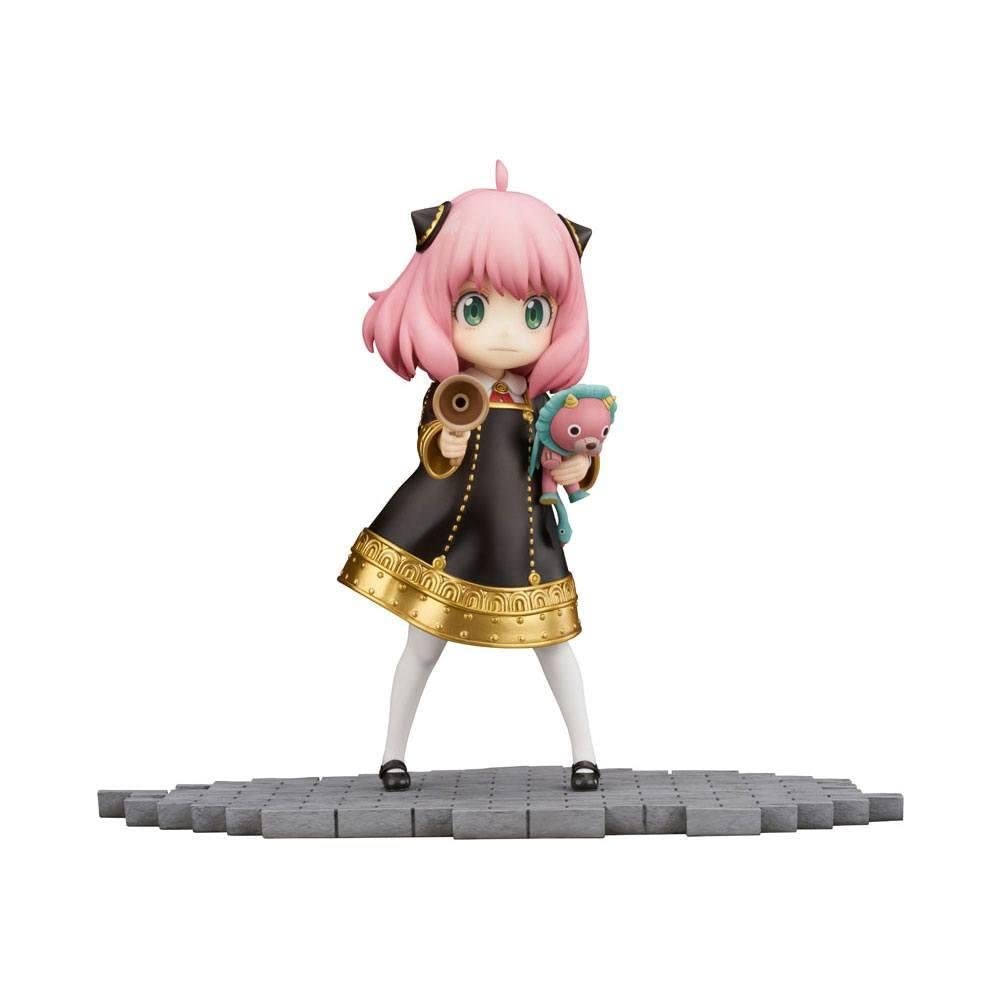 FuRyu Spy X Family Anya Forger 1/7 Scale Figure Collectible Model