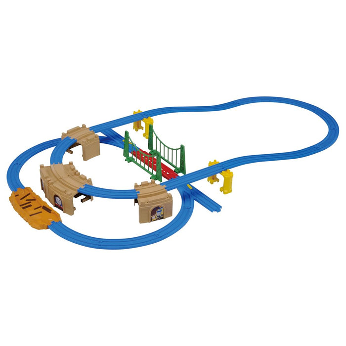 Takara Tomy Plarail Thomas Gogo Action Rail Kit, Zugspielzeug für Kinder ab 3 Jahren