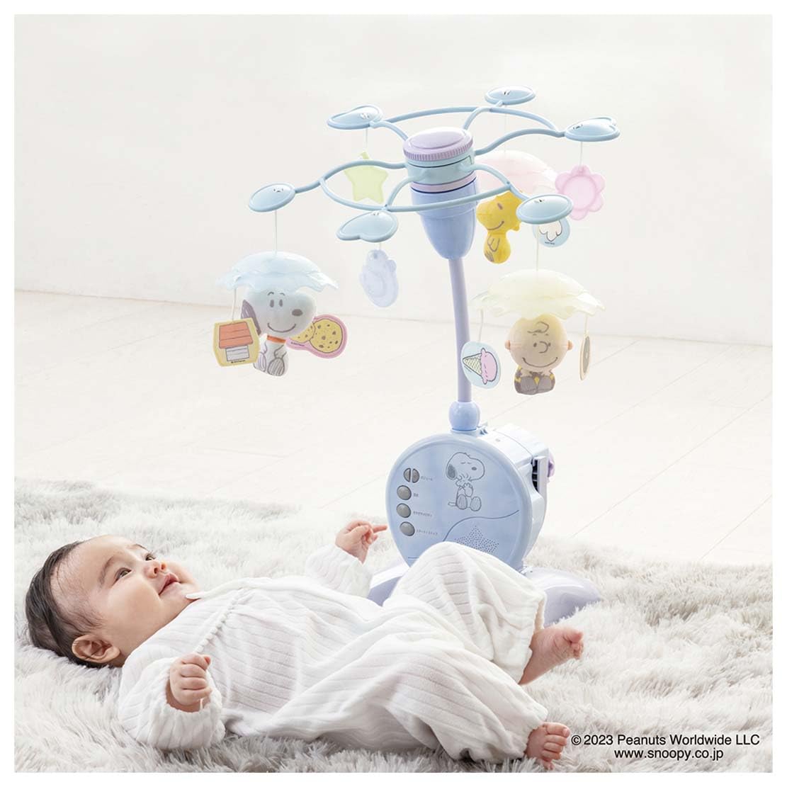 Takara Tomy Soft Rattle Merry Premium Snoopy for Baby Beds & Playtime- Japan Figure Store - #1 Bring To You The Best Japanese Goods