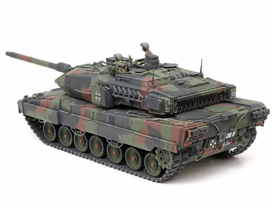 Tamiya 1/35 Scale German Leopard 2 A7V Military Tank Model 35387