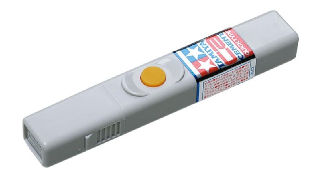 Tamiya Make-Up Series No.62 Fast Curing Instant Adhesive 2G Model 87062