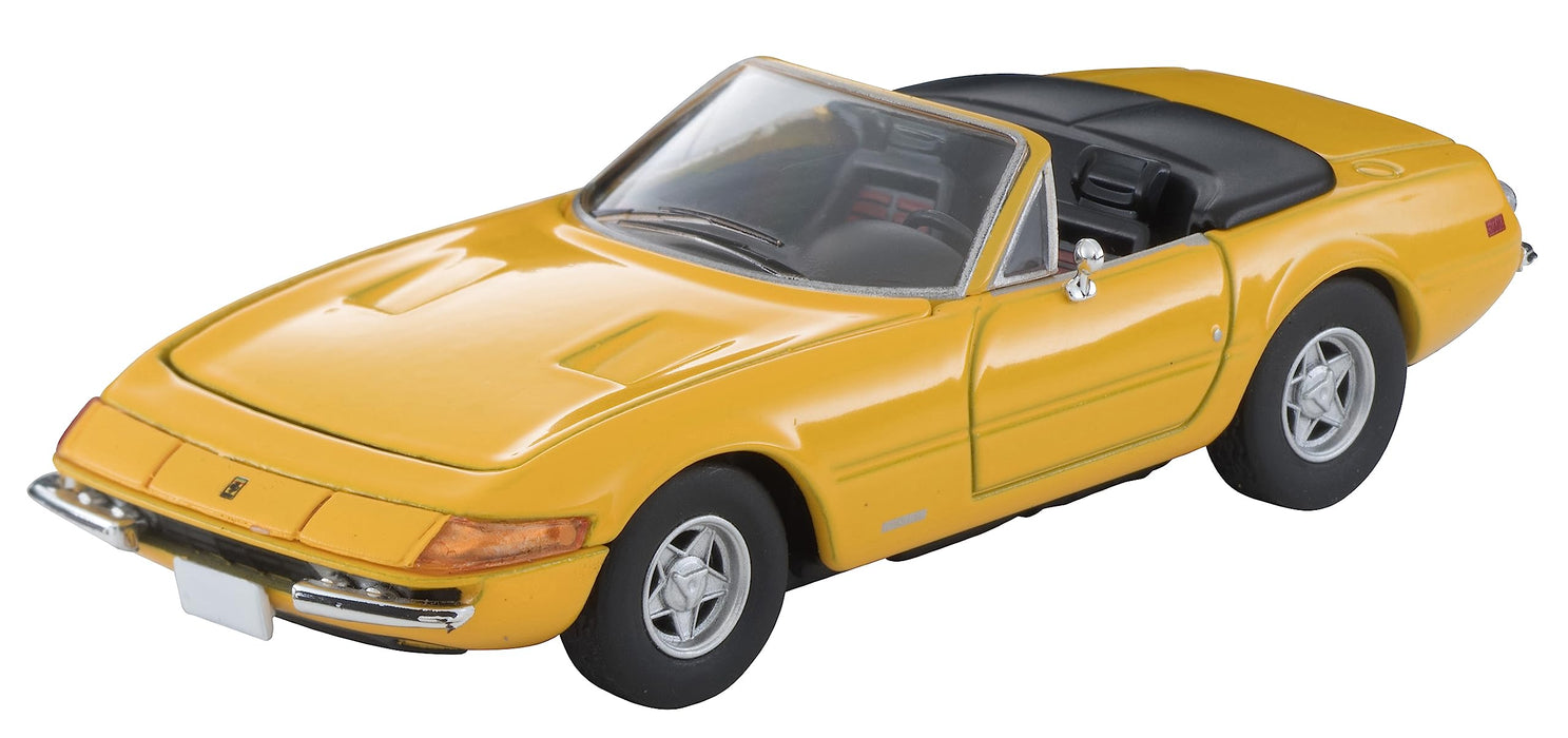 Modèle réduit de voiture jaune Ferrari 365 GTS4 de Tomytec Tomica Limited Vintage 1/64