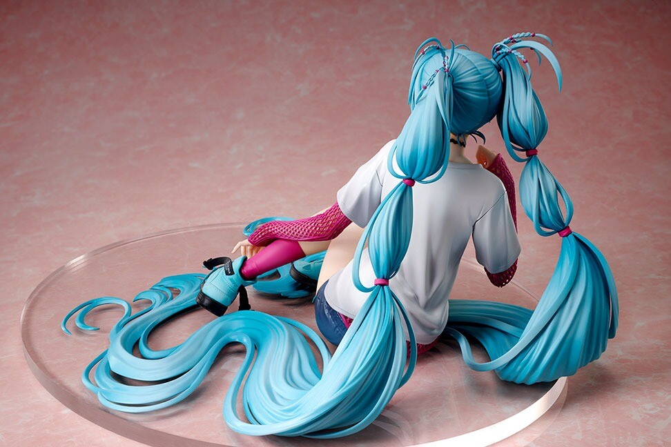 Stronger Hatsune Miku 1/4 Scale Vocaloid Figure Latest Street Style Cute