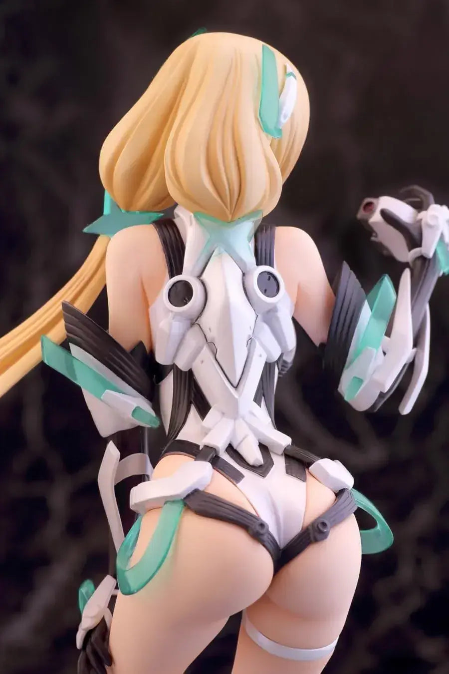 Alphamax Angela Balzak 18 Scale PVC Figure