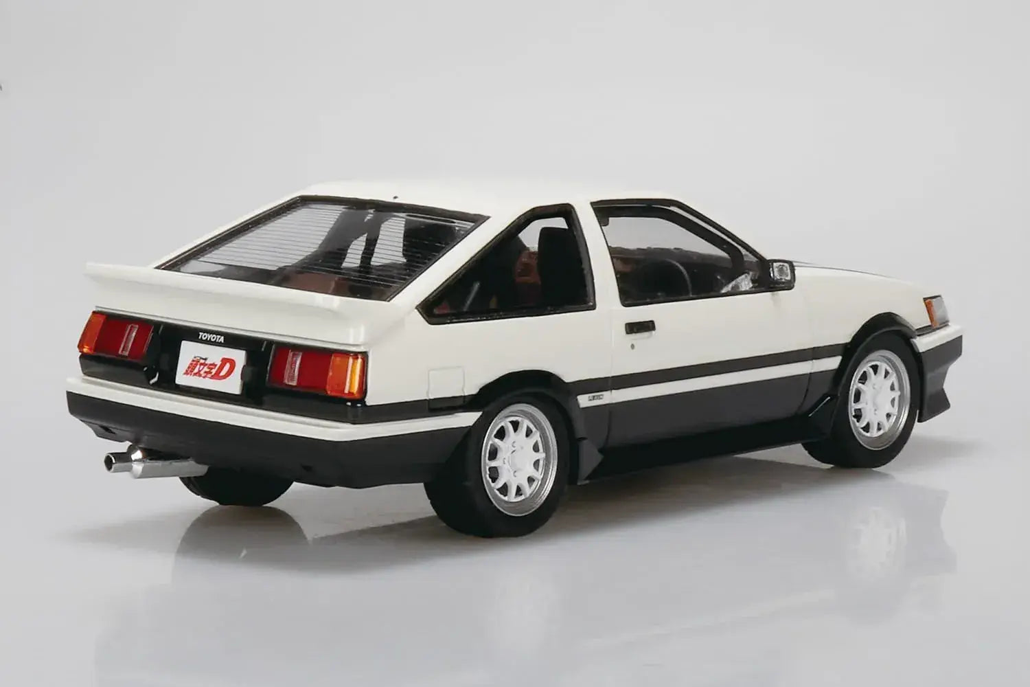 Aoshima 124 Initial D AE86 Levin Plastic Rubber Model Kit