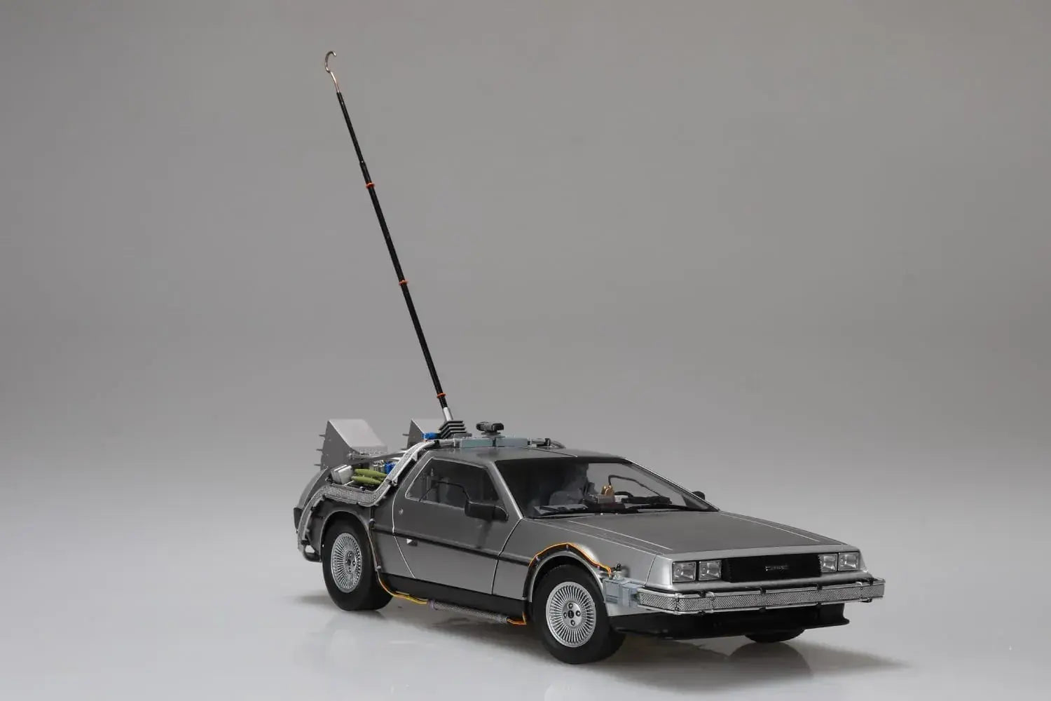 Aoshima Back to the Future Time Machine Plastic Model Kit