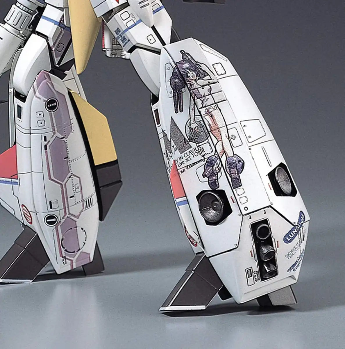 HASEGAWA 65768 Vf-1S Strike Battroid Valkyrie Minmay Guard 1/72 Scale Kit- Japan Figure Store - #1 Bring To You The Best Japanese Goods
