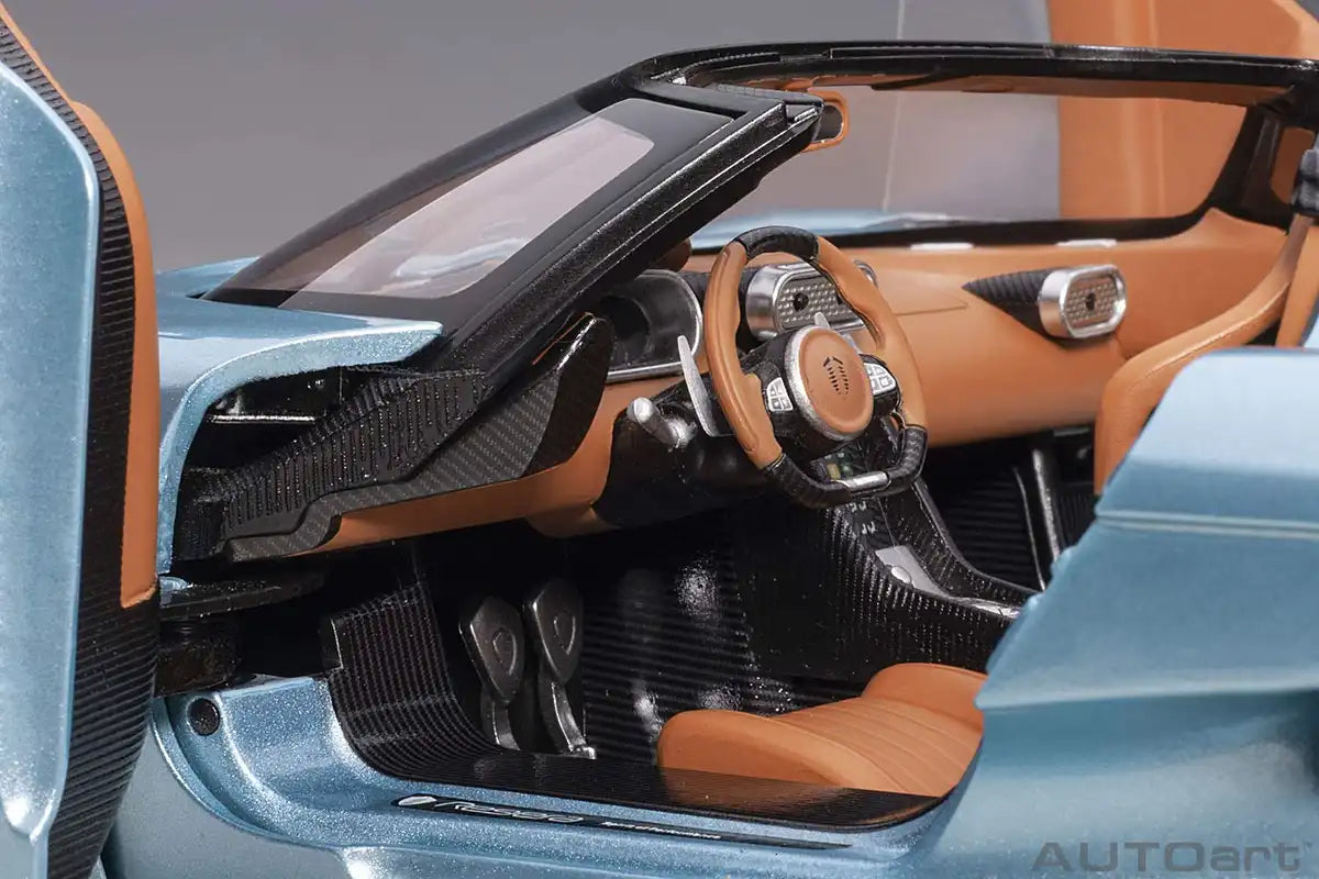 Autoart 1/18 Koenigsegg Regera Metallic Blue Diecast Model 79028