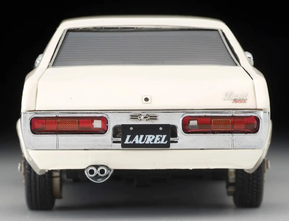 Tomytec Ignition Model Nissan Laurel Ht 2000Sgx White 1/43 Scale Finished Product- Japan Figure Store - #1 Bring To You The Best Japanese Goods