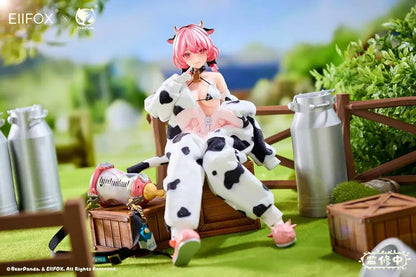 Bear Panda Dairy Cow MOMO 1/8 Scale Painted PVC Action Figure