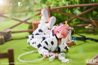 Bear Panda Dairy Cow MOMO 1/8 Scale Painted PVC Action Figure
