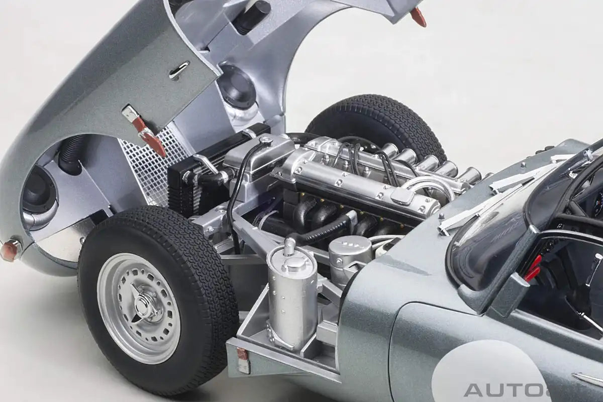 Autoart 1/18 Jaguar Lightweight E-Type Silver Diecast Model Car- Japan Figure Store - #1 Bring To You The Best Japanese Goods