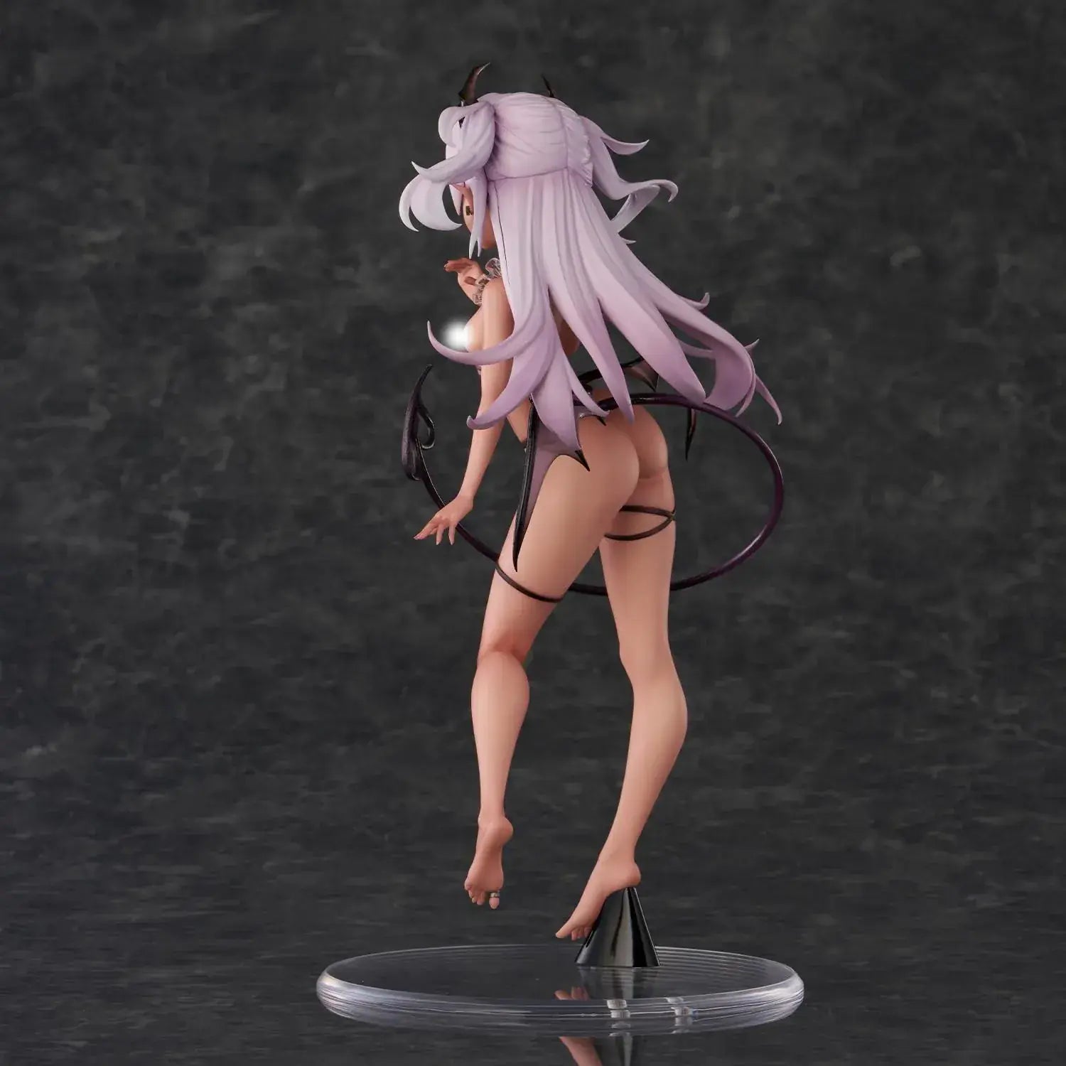 Eighteen Brown Vampire Yochan PVC ABS Painted Figure