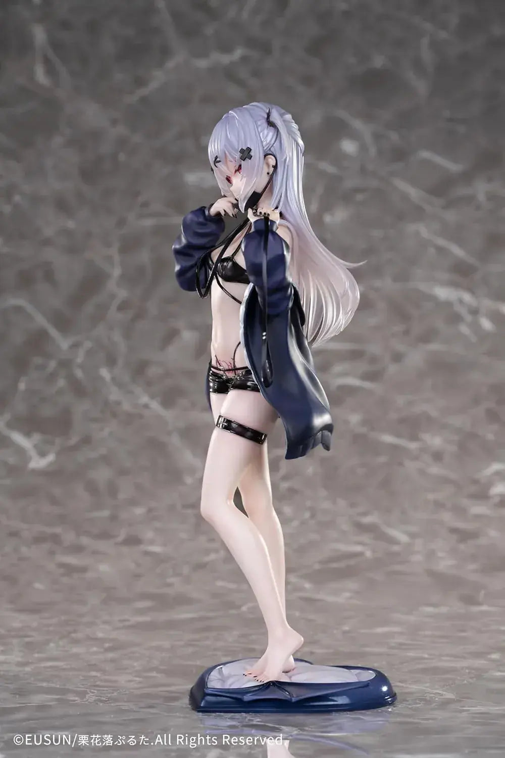 Eusun Little Devil Trap Figure 16 Scale PVC ABS Painted Model
