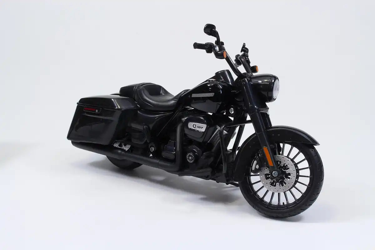 AOSHIMA - Skynet 05634 Harley Davidson 2017 Road King Special 1/12 Finished Model- Japan Figure Store - #1 Bring To You The Best Japanese Goods