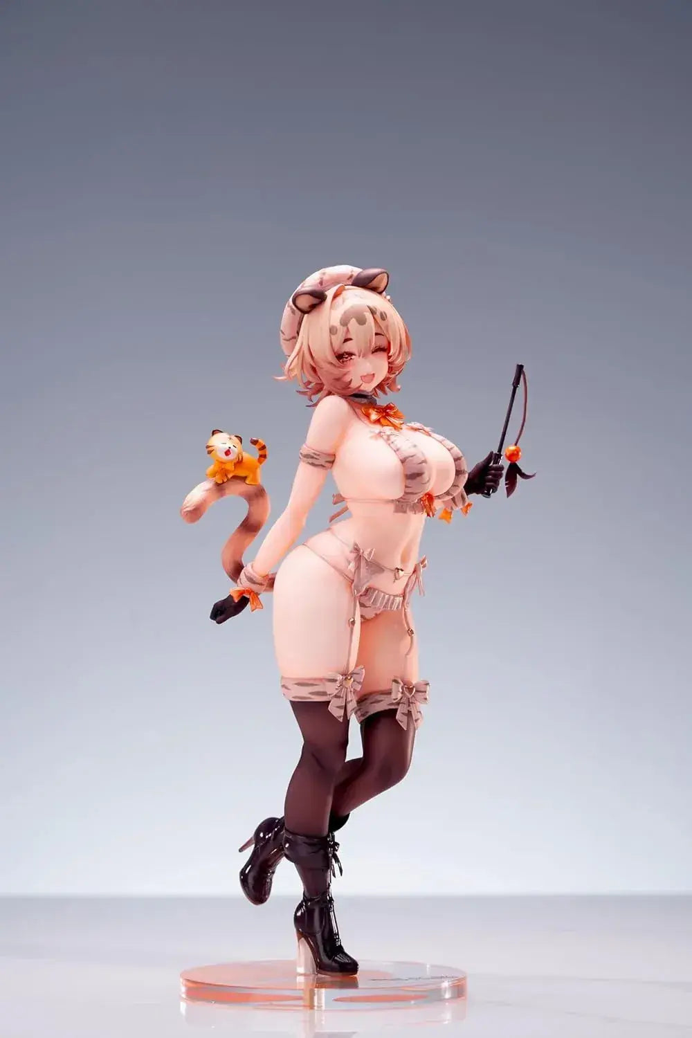 Gal.V Migu chan Deluxe 1 6 Scale PVC ABS Figure
