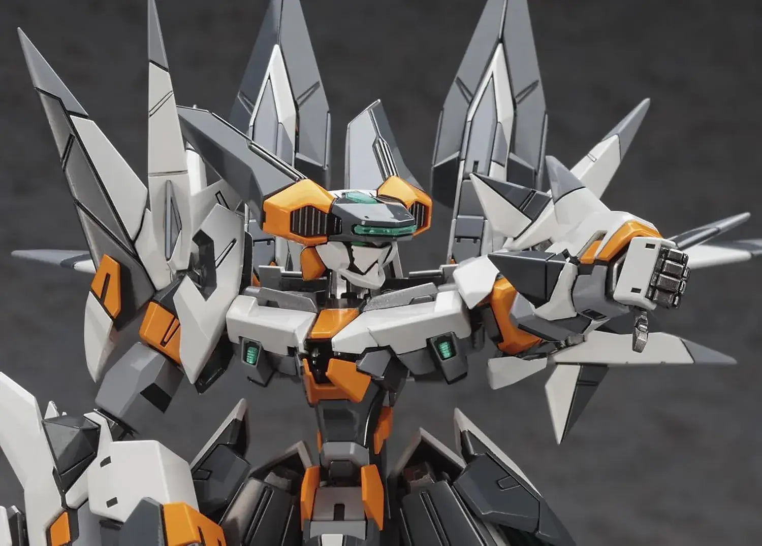 Hasegawa Electric Fighter Virtualon Force YZR-8000H Plastic Model