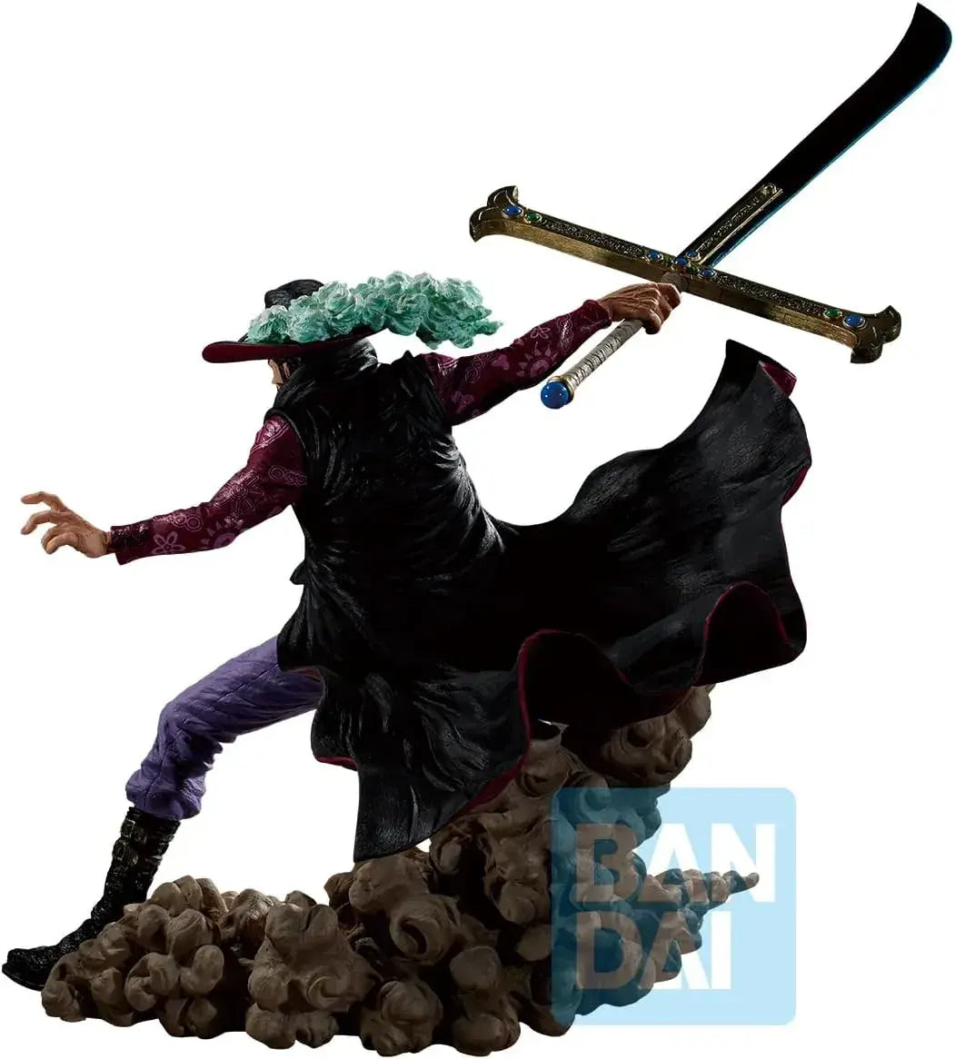 Ichibansho One Piece Dracule Mihawk Statue Action Figure