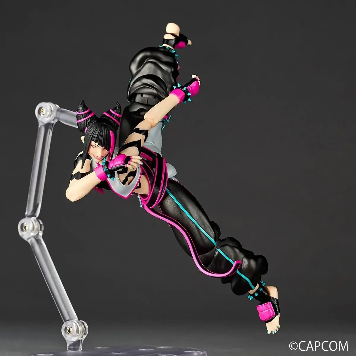 Kaiyodo Revoltech Street Fighter 6 Juri Action Figure