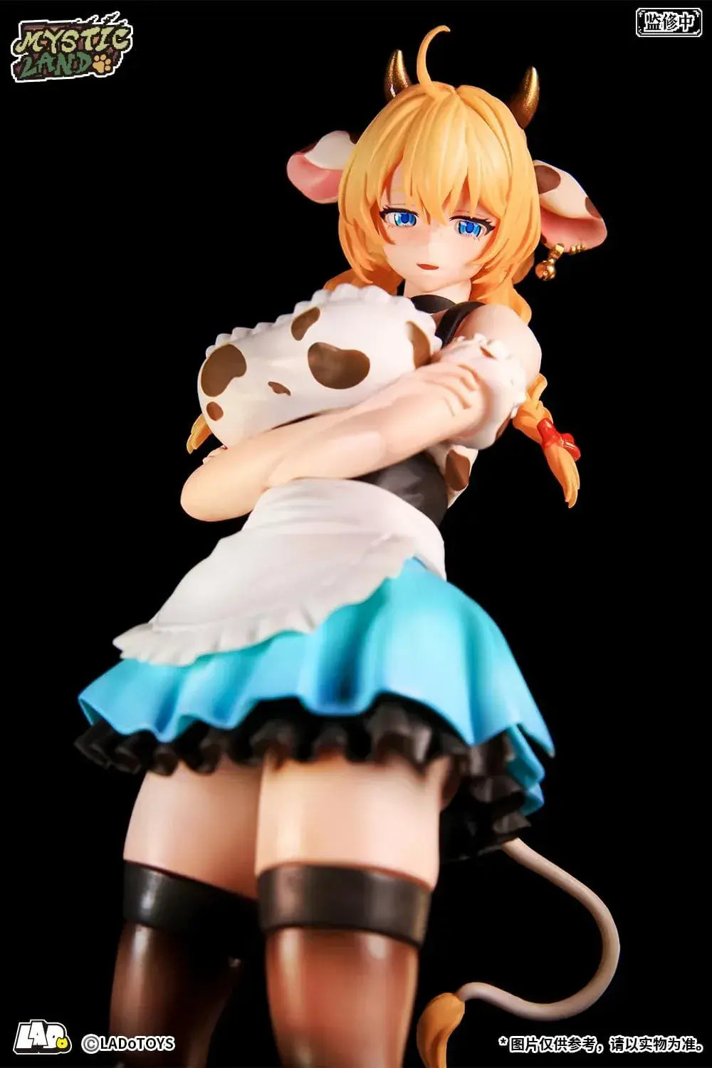 Lado Toys Daisy Taurus Waitress 112 Scale PVC Figure