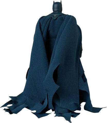 Medicom Toy MAFEX Batman Damage Version Action Figure