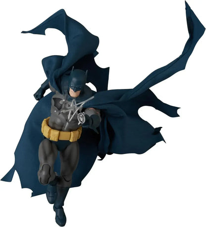 Medicom Toy MAFEX Batman Damage Version Action Figure