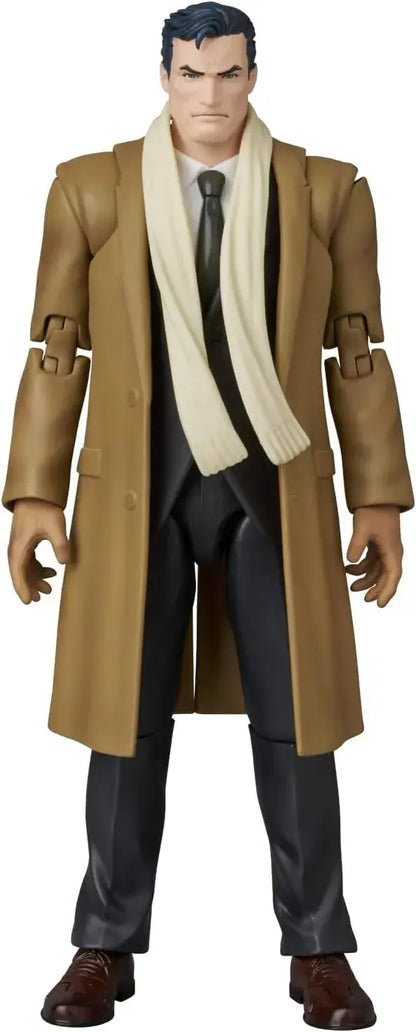 Medicom Toy MAFEX Bruce Wayne Batman Hush Ver 6.3 Inch