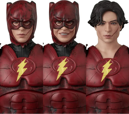 Medicom Toy MAFEX The Flash Batman Suit Version Figure