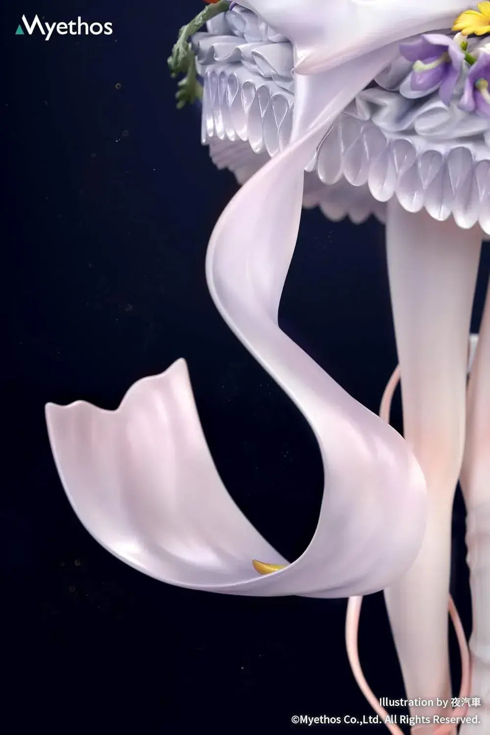 Myethos FairyTale Swan Lake 1 8 Scale Plastic Figure