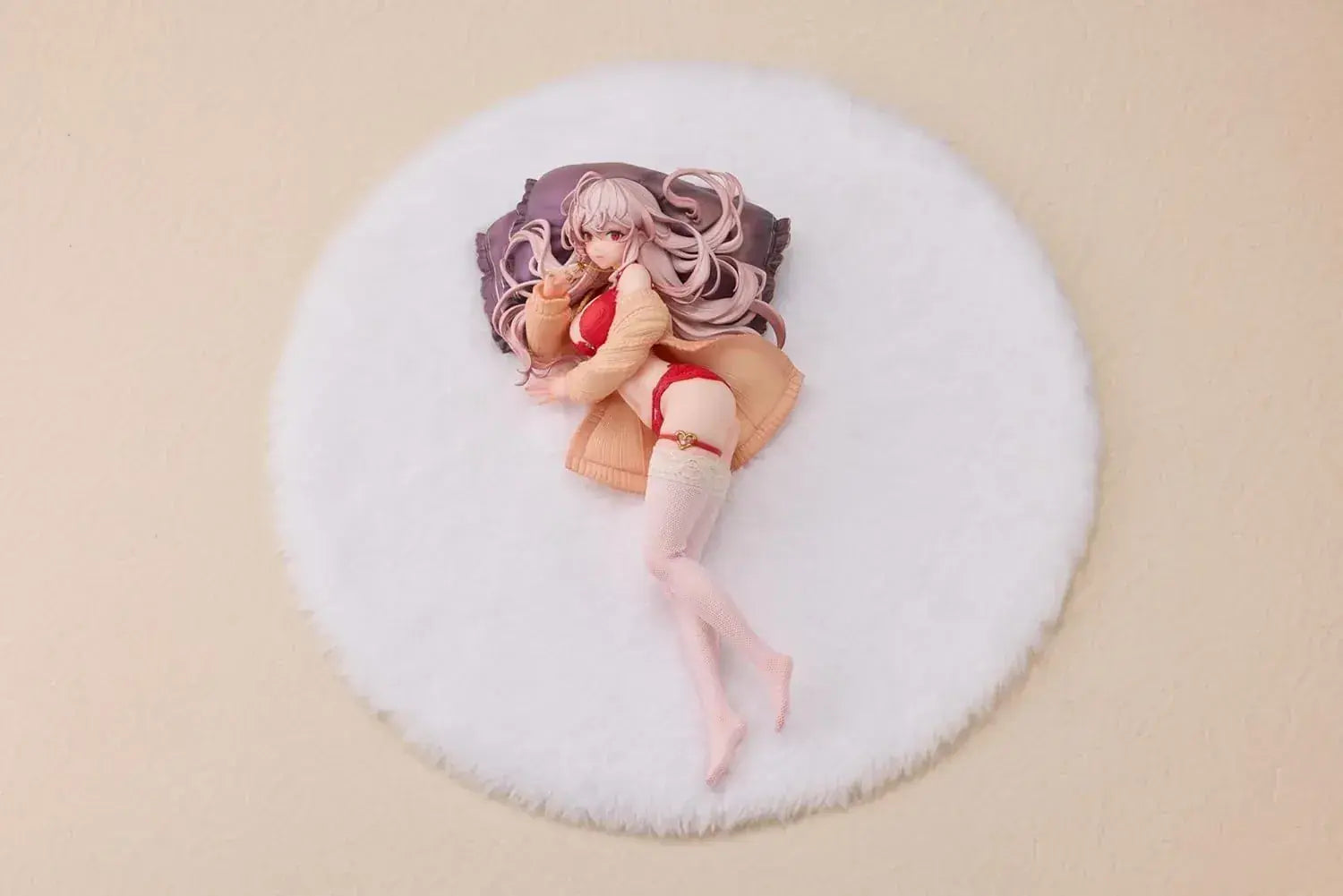 Plum Makia 17 Scale PVC Painted Figure