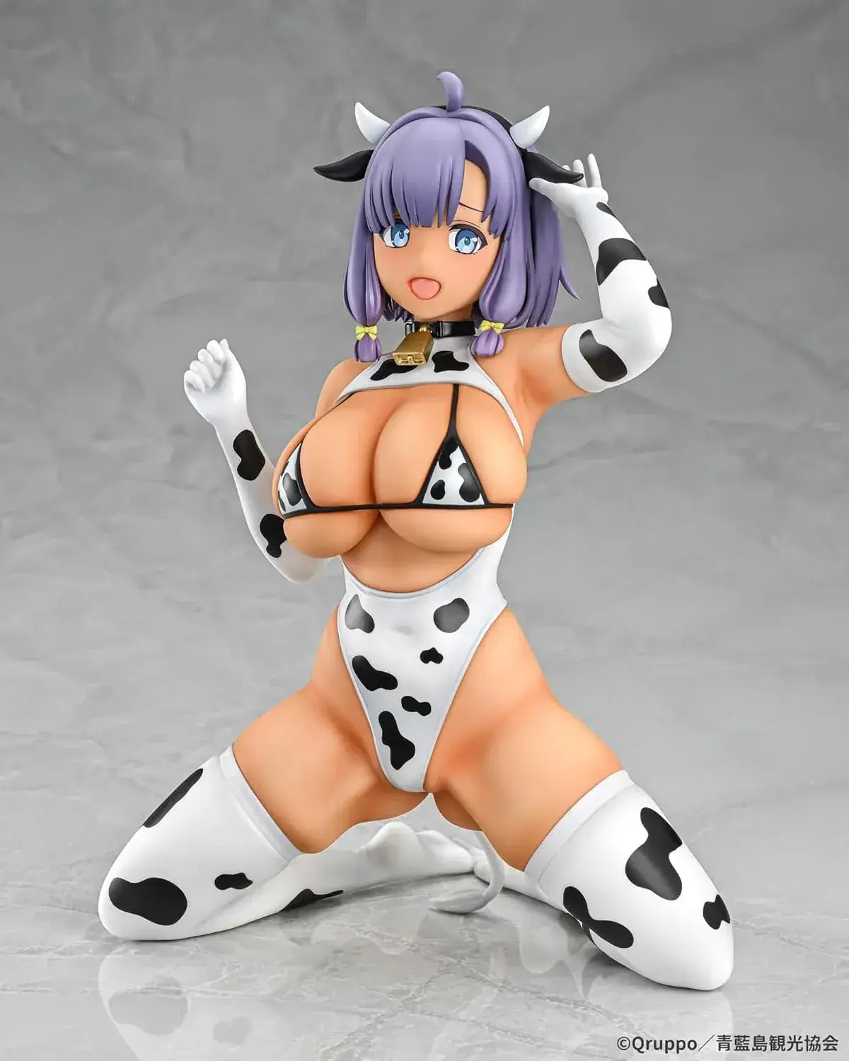 Q Six Nutashi Cow Costume Figure Tan PVC 1 5 Scale
