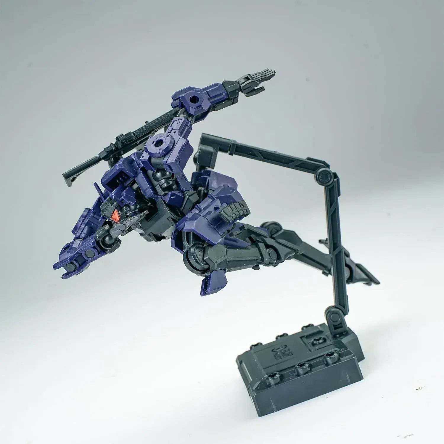 Sheik Mainland Fenrir 1 18 Scale ABS Plastic Model Kit Blue